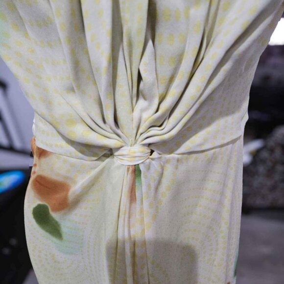 EUC Size 8 Flawless Silk Backless Gown - Picture 5 of 11